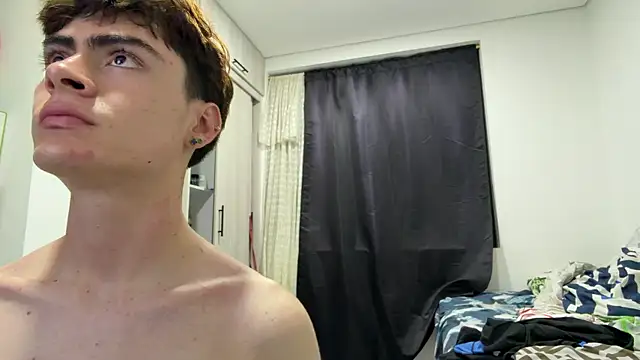Snapshot of _peachyboy chatting on July 7, 3:09 am peachyboy online show from July 7, 3:09 am