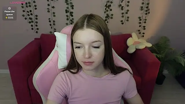 Snapshot of Eva_Th0mpson chatting on July 12, 1:07 am Eva Th0mpson online show from July 12, 1:07 am