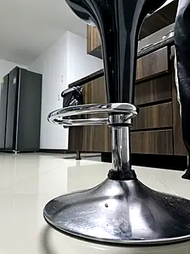 Snapshot of Ari_vibesX chatting on June 25, 11:42 pm Ari vibesX online show from June 25, 11:42 pm