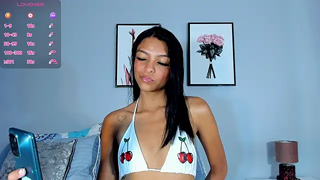 Snapshot of Miaa_ZZ chatting on May 14, 12:23 pm Miaa ZZ online show from May 14, 12:23 pm