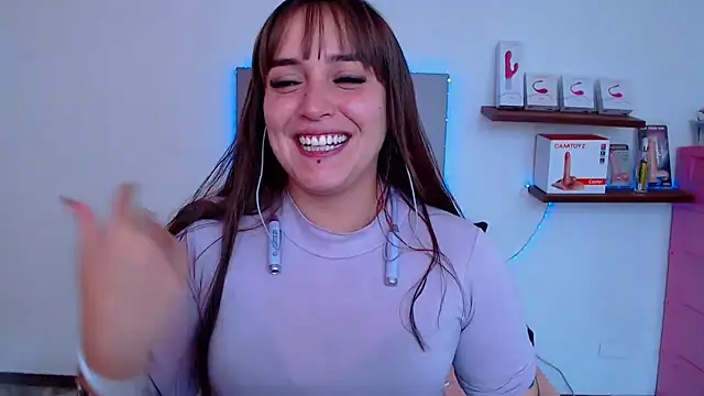 Snapshot of anyela_bubble18 chatting on June 30, 7:59 pm anyela bubble18 online show from June 30, 7:59 pm