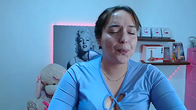 Snapshot of anyela_bubble18 chatting on August 2, 12:31 am anyela bubble18 online show from August 2, 12:31 am
