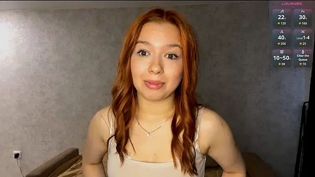 Snapshot of SofiaClarky chatting on June 18, 2:10 pm SofiaClarky online show from June 18, 2:10 pm