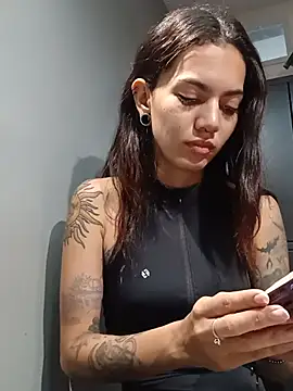 Snapshot of VeroJenkins_ chatting on July 19, 12:53 pm VeroJenkins online show from July 19, 12:53 pm