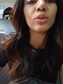 Snapshot of VeroJenkins_ chatting on July 25, 12:47 pm VeroJenkins online show from July 25, 12:47 pm