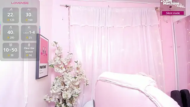 Snapshot of ShanelleDupont_ chatting on July 3, 7:53 pm ShanelleDupont online show from July 3, 7:53 pm
