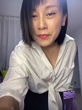 Snapshot of Yu-Meimei chatting on May 3, 2:39 am Yu-Meimei online show from May 3, 2:39 am
