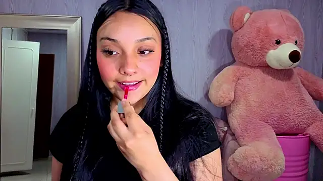 Snapshot of lia_harper_t chatting on July 2, 3:17 am lia harper t online show from July 2, 3:17 am