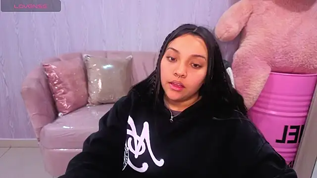 Snapshot of lia_harper_t chatting on July 26, 2:53 am lia harper t online show from July 26, 2:53 am