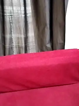 Snapshot of Roji_bha chatting on June 10, 4:23 am Roji bha online show from June 10, 4:23 am