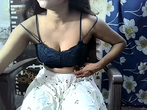 Lovely Pandey online show from July 5, 5:31 pm