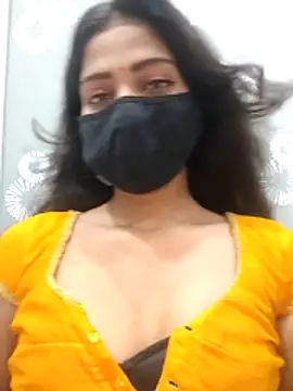 Snapshot of Hot_Candy77 chatting on June 1, 1:07 am Hot Candy77 online show from June 1, 1:07 am