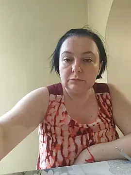 Snapshot of EmmaEmmy40 chatting on June 11, 4:16 pm EmmaEmmy40 online show from June 11, 4:16 pm