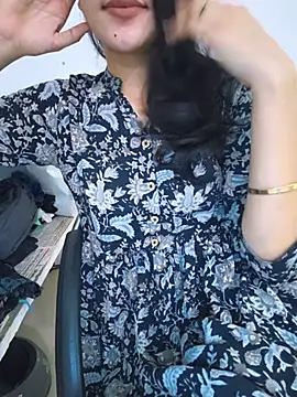 Snapshot of zoya_baby_ chatting on May 31, 4:09 am zoya baby online show from May 31, 4:09 am