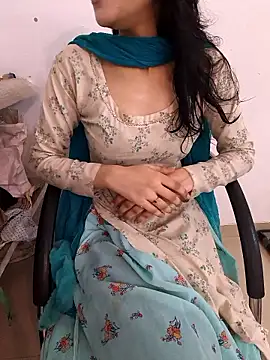 Snapshot of zoya_baby_ chatting on June 19, 3:55 am zoya baby online show from June 19, 3:55 am
