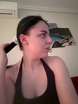 Snapshot of ema-emanuela chatting on May 26, 12:56 pm ema-emanuela online show from May 26, 12:56 pm