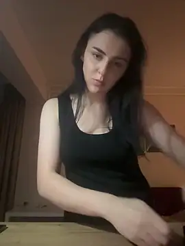 Snapshot of ema-emanuela chatting on June 2, 9:39 pm ema-emanuela online show from June 2, 9:39 pm