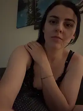 Snapshot of ema-emanuela chatting on June 4, 8:15 pm ema-emanuela online show from June 4, 8:15 pm