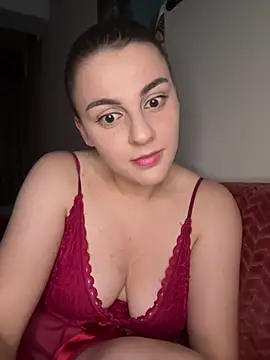 Snapshot of ema-emanuela chatting on July 6, 9:50 pm ema-emanuela online show from July 6, 9:50 pm