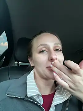 leonmessi3 online show from July 17, 10:58 pm