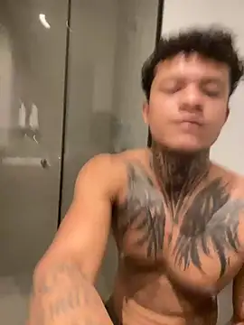 Raphaael2 online show from May 6, 4:45 pm