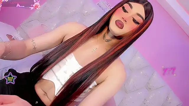 Snapshot of Lexxy_Mattell chatting on June 30, 5:08 am Lexxy Mattell online show from June 30, 5:08 am