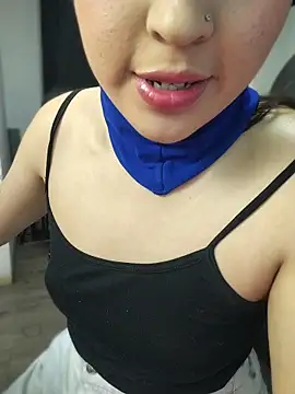 Snapshot of Lubnna chatting on May 27, 11:35 pm Lubnna online show from May 27, 11:35 pm