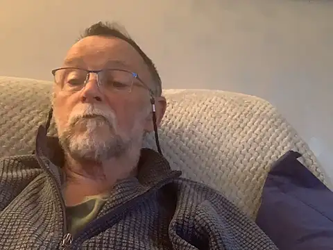 Moonraker64 online show from June 7, 7:39 pm