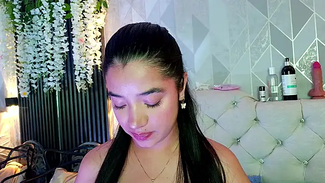 Zaira bonny online show from June 9, 7:14 pm