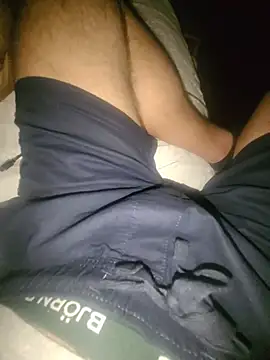 Snapshot of Diamont_Oficial chatting on May 25, 11:22 pm Diamont Oficial online show from May 25, 11:22 pm