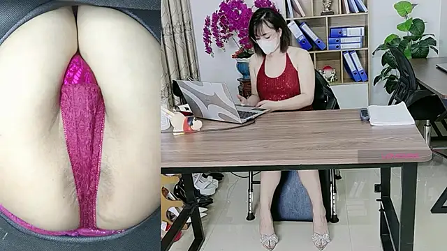 Snapshot of Elidabeth_Mart chatting on June 21, 2:08 pm Elidabeth Mart online show from June 21, 2:08 pm