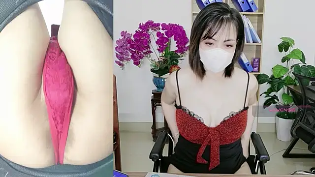 Snapshot of Elidabeth_Mart chatting on July 16, 1:28 pm Elidabeth Mart online show from July 16, 1:28 pm