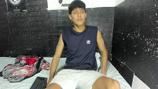 Snapshot of santos_dx chatting on May 20, 4:29 am santos dx online show from May 20, 4:29 am