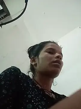 Snapshot of Student_garl_1 chatting on July 8, 1:32 am Student garl 1 online show from July 8, 1:32 am