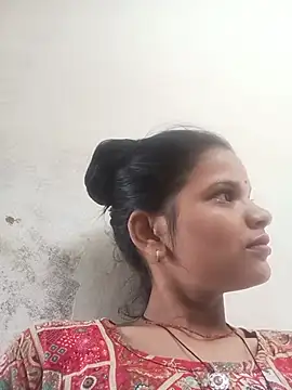 Snapshot of Student_garl_1 chatting on July 18, 1:21 am Student garl 1 online show from July 18, 1:21 am