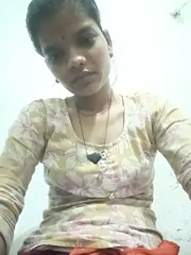 Snapshot of Student_garl_1 chatting on July 20, 1:46 pm Student garl 1 online show from July 20, 1:46 pm