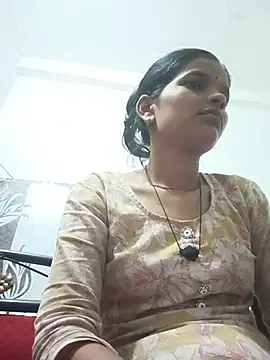Snapshot of Student_garl_1 chatting on July 22, 11:07 pm Student garl 1 online show from July 22, 11:07 pm