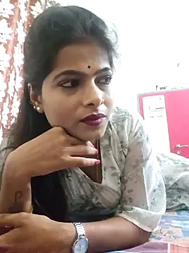 Snapshot of SUZY_QUEEN95 chatting on May 3, 11:38 am SUZY QUEEN95 online show from May 3, 11:38 am