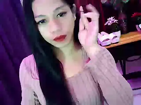 Snapshot of sexyfucksophia chatting on June 14, 8:11 pm sexyfucksophia online show from June 14, 8:11 pm