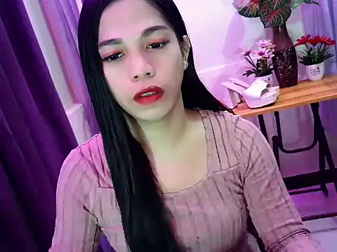 Snapshot of sexyfucksophia chatting on June 18, 7:30 am sexyfucksophia online show from June 18, 7:30 am