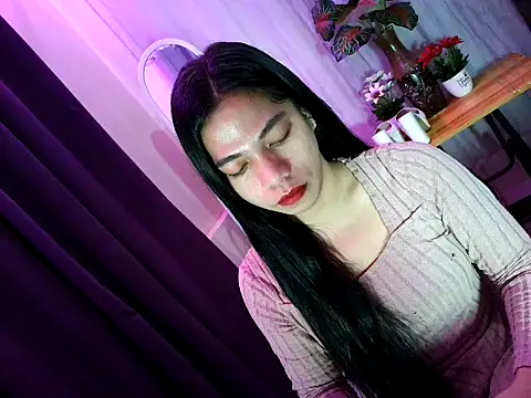 Snapshot of sexyfucksophia chatting on July 22, 9:17 pm sexyfucksophia online show from July 22, 9:17 pm