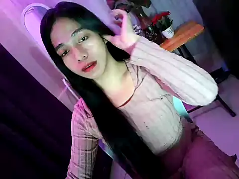 Snapshot of sexyfucksophia chatting on July 23, 1:58 am sexyfucksophia online show from July 23, 1:58 am