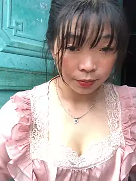 Snapshot of mynakata chatting on May 8, 1:11 am mynakata online show from May 8, 1:11 am