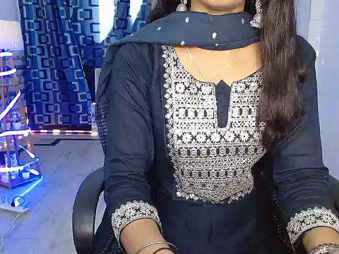 Snapshot of Annu_07 chatting on May 29, 5:38 am Annu 07 online show from May 29, 5:38 am
