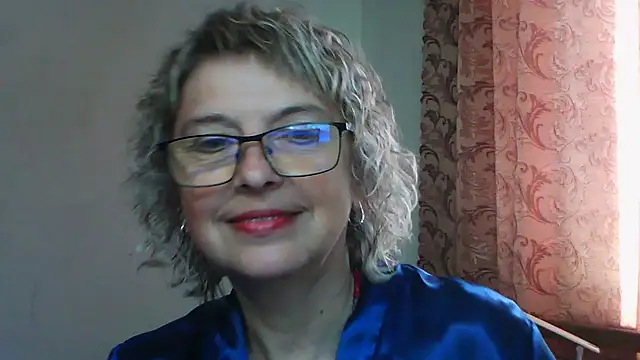 Snapshot of ElizabethGorden chatting on June 20, 5:43 am ElizabethGorden online show from June 20, 5:43 am