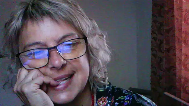 Snapshot of ElizabethGorden chatting on July 23, 3:26 am ElizabethGorden online show from July 23, 3:26 am