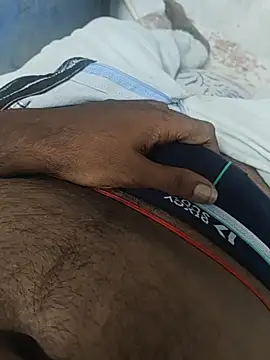 Snapshot of smallIdick_69 chatting on July 2, 6:03 pm smallIdick 69 online show from July 2, 6:03 pm