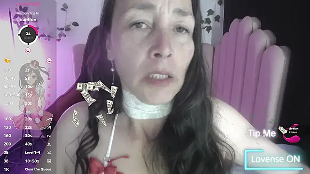 Snapshot of janneth16 chatting on July 1, 11:12 am janneth16 online show from July 1, 11:12 am