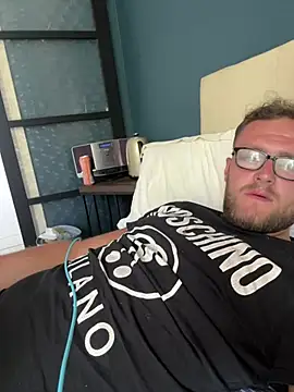 Snapshot of kaiboulton chatting on July 12, 4:31 pm kaiboulton online show from July 12, 4:31 pm