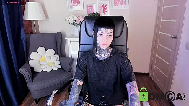 Snapshot of Bloood__Mary chatting on May 29, 11:30 am Bloood Mary online show from May 29, 11:30 am